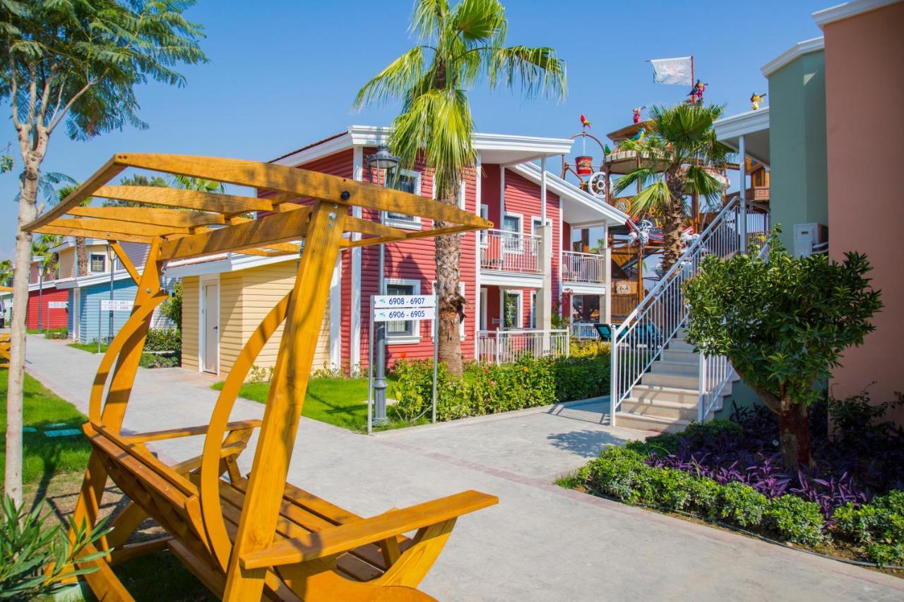 Hotel Crystal Club World Of Colours Belek Esterno foto