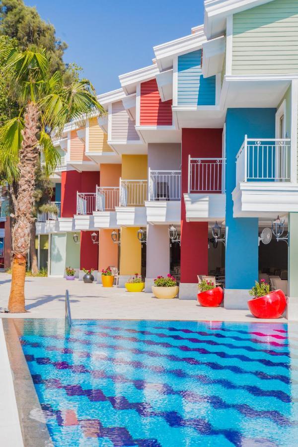 Hotel Crystal Club World Of Colours Belek Esterno foto