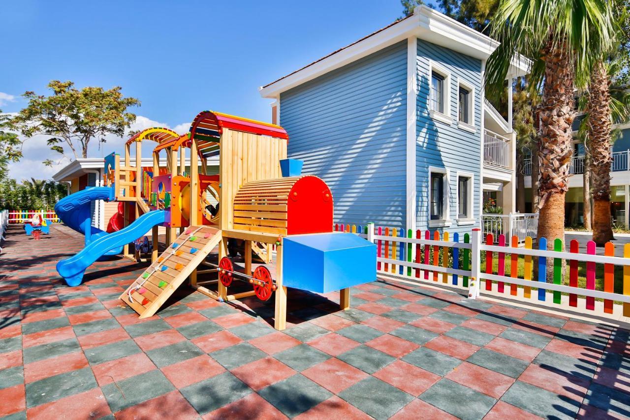 Hotel Crystal Club World Of Colours Belek Esterno foto